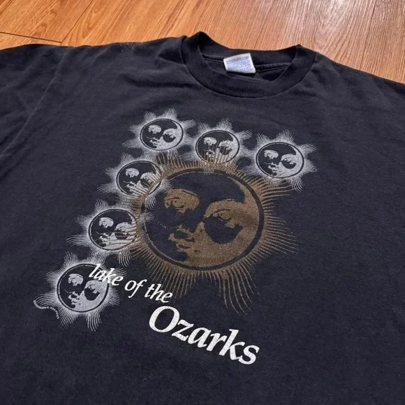 Lake of the Ozarks Men's Shirt Vintage 90s Tourist Destination Moon Sign XL - Picture 1 of 7